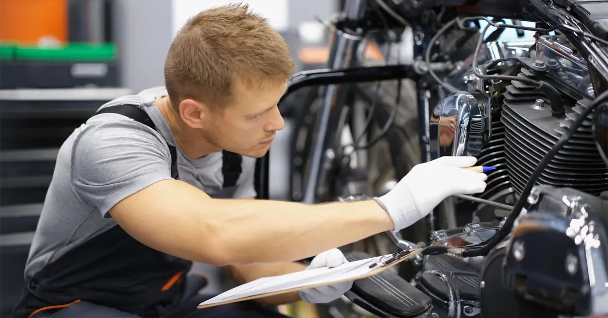 Las partes de una moto: Descubre su funcionamiento y mantenimiento - Cómo se llama lo que va arriba del motor de la moto partes del motor de una moto - Cómo se llama lo que va arriba del motor de la moto