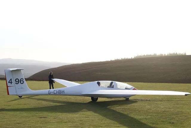 Planeadores con motor eléctrico: Explorando el vuelo sin motor - Cuál es el alcance de un planeador electric motor glider - Cuál es el alcance de un planeador