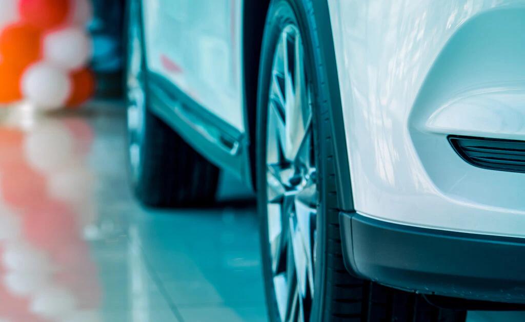 como funciona un motor hibrido - Cuál es el combustible de un auto híbrido