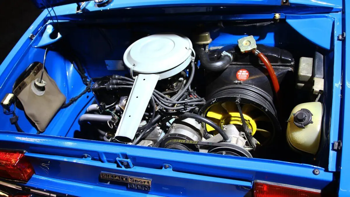 motor seat 850 - Dónde tenía el motor el 850