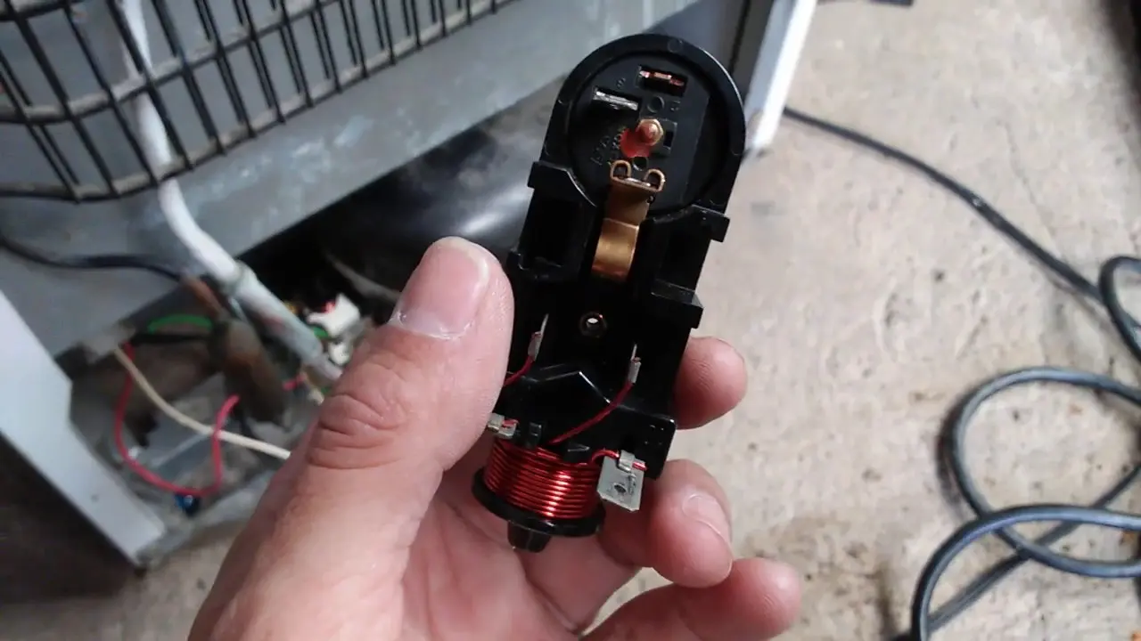 Mi heladera prende la luz pero no arranca el motor: causas y soluciones - Por qué mi refrigerador no funciona pero la luz está encendida mi heladera prende la luz pero no arranca el motor - Por qué mi refrigerador no funciona pero la luz está encendida