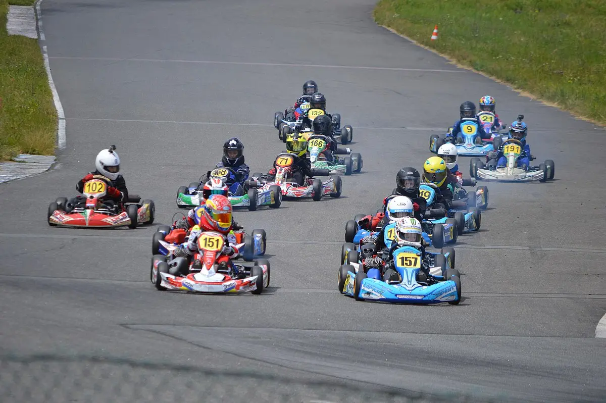 Karting para niños: todo lo que necesitas saber - Qué categorías de karting hay karting para niños a motor - Qué categorías de karting hay