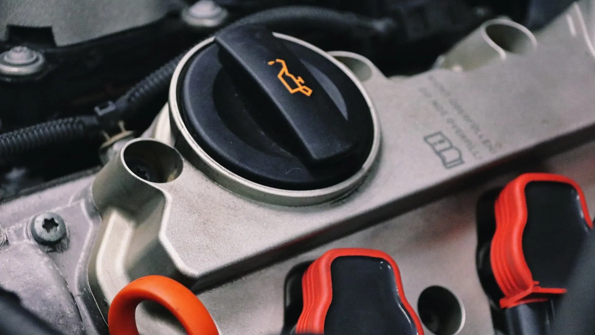 Aceite Sintético vs. Semisintético: La Diferencia Clave para Tu Motor - Qué pasa si uso aceite semisintetico en vez de sintético diferencia entre aceite de motor sintetico y semisintetico - Qué pasa si uso aceite semisintetico en vez de sintético